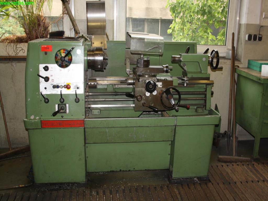 Used Colchester Triumph 2000 sliding and screw cutting lathe for Sale (Auction Premium) | NetBid Industrial Auctions
