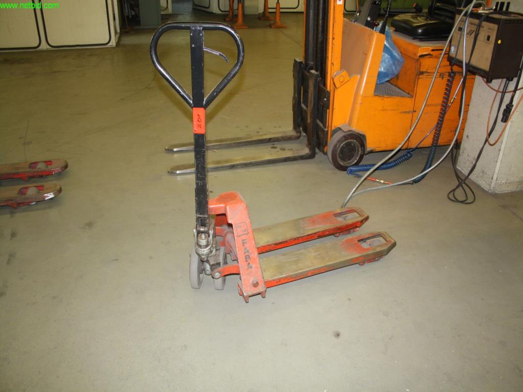 Used Faba pallet lift truck (short) for Sale (Auction Premium) | NetBid Industrial Auctions