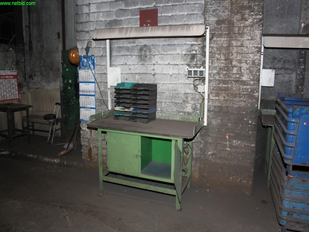 Used 4 blasting worktables for Sale (Auction Premium) | NetBid Industrial Auctions