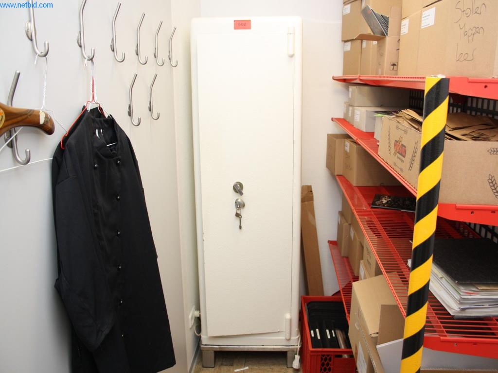 Used Safe for Sale (Auction Premium) | NetBid Slovenija