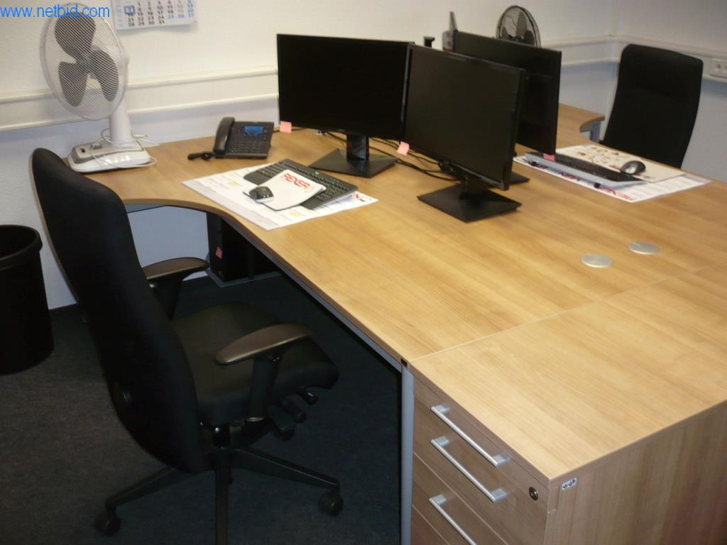 Used 2 Desks for Sale (Online Auction) | NetBid Industrial Auctions