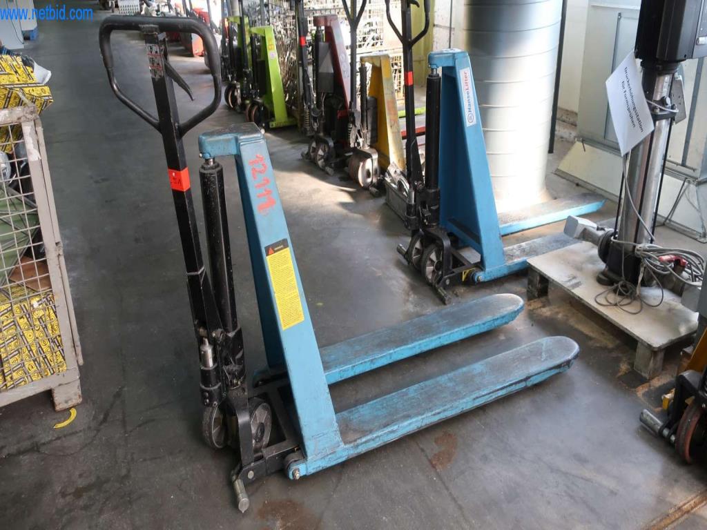 Used scissor lift truck for Sale (Auction Premium) | NetBid Industrial Auctions