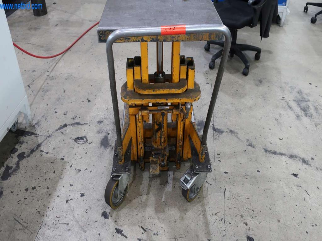 Used tool lift truck for Sale (Auction Premium) | NetBid Industrial Auctions