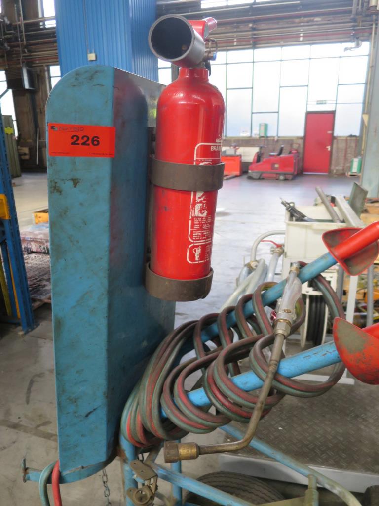 Used welding cylinder trolley for Sale (Auction Premium) | NetBid Industrial Auctions