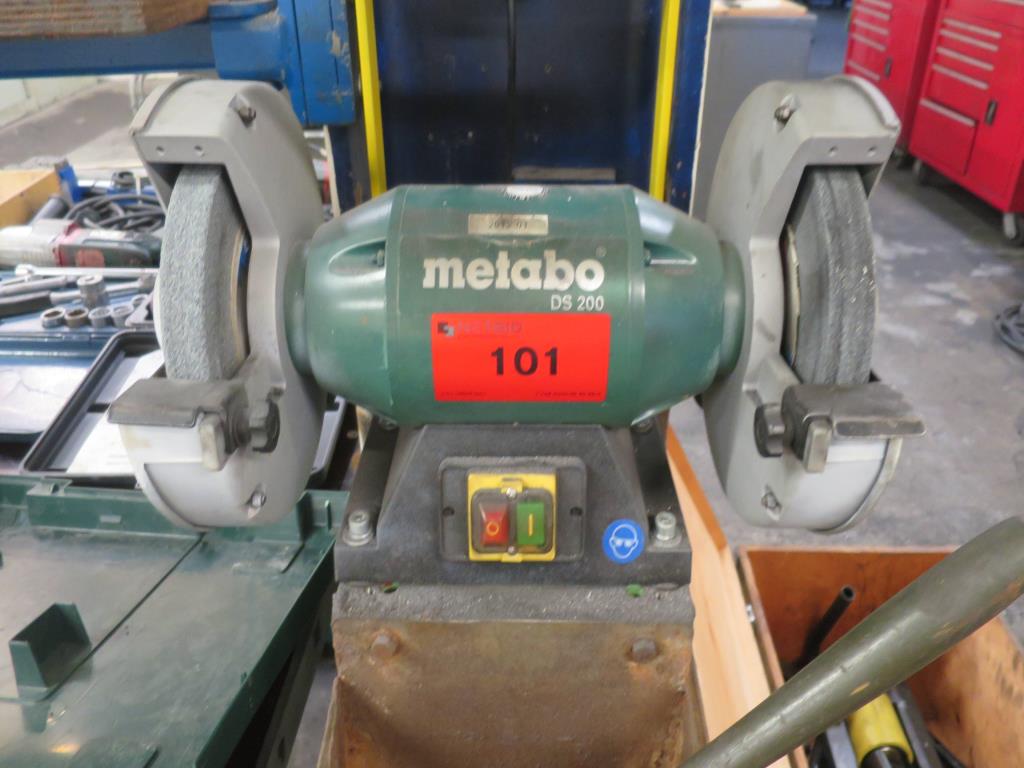 Used Metabo DS200 double-sided stand grinder for Sale (Auction Premium) | NetBid Industrial Auctions