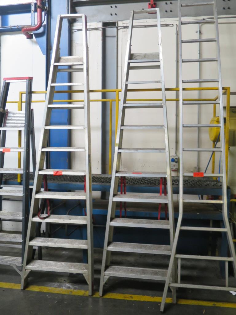 Used 3 aluminium folding ladders for Sale (Auction Premium) | NetBid Industrial Auctions