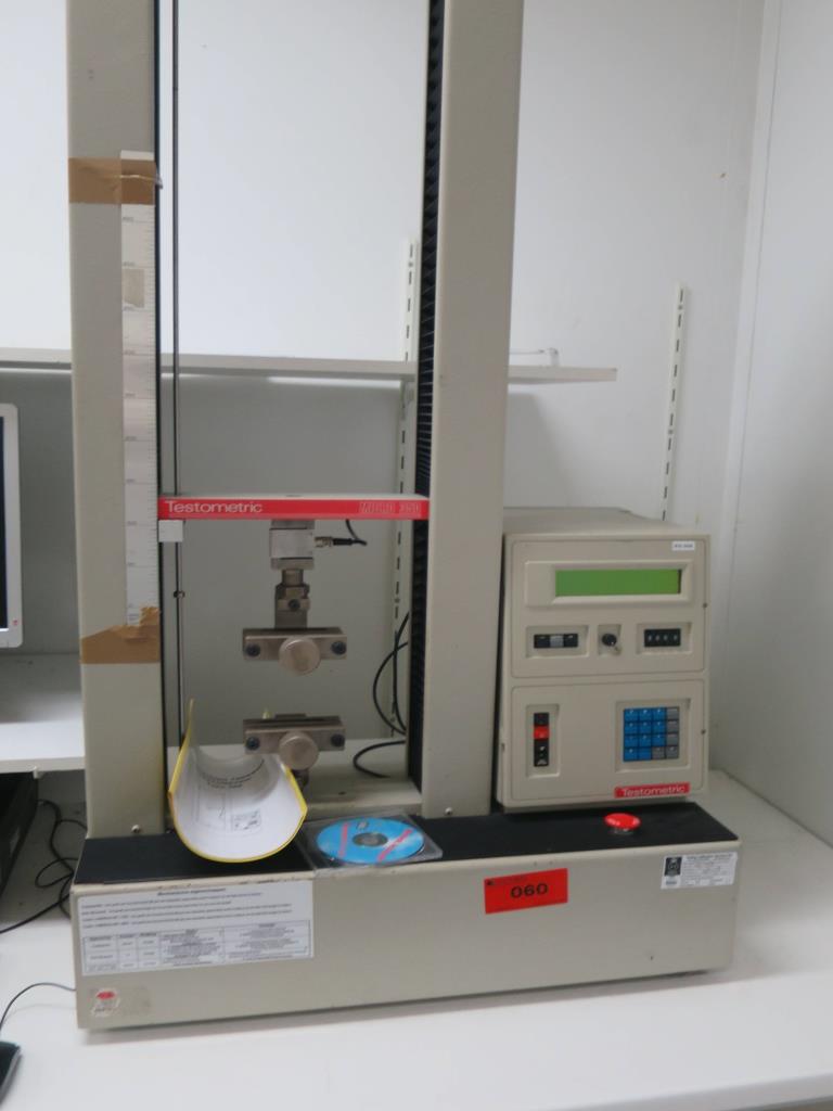 Used Testometec Micro 350 universal testing machine for Sale (Auction Premium) | NetBid Industrial Auctions