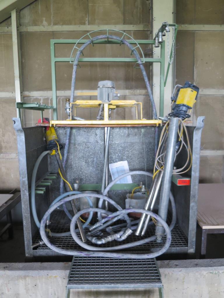 Used 4 barrel pump for Sale (Auction Premium) | NetBid Industrial Auctions