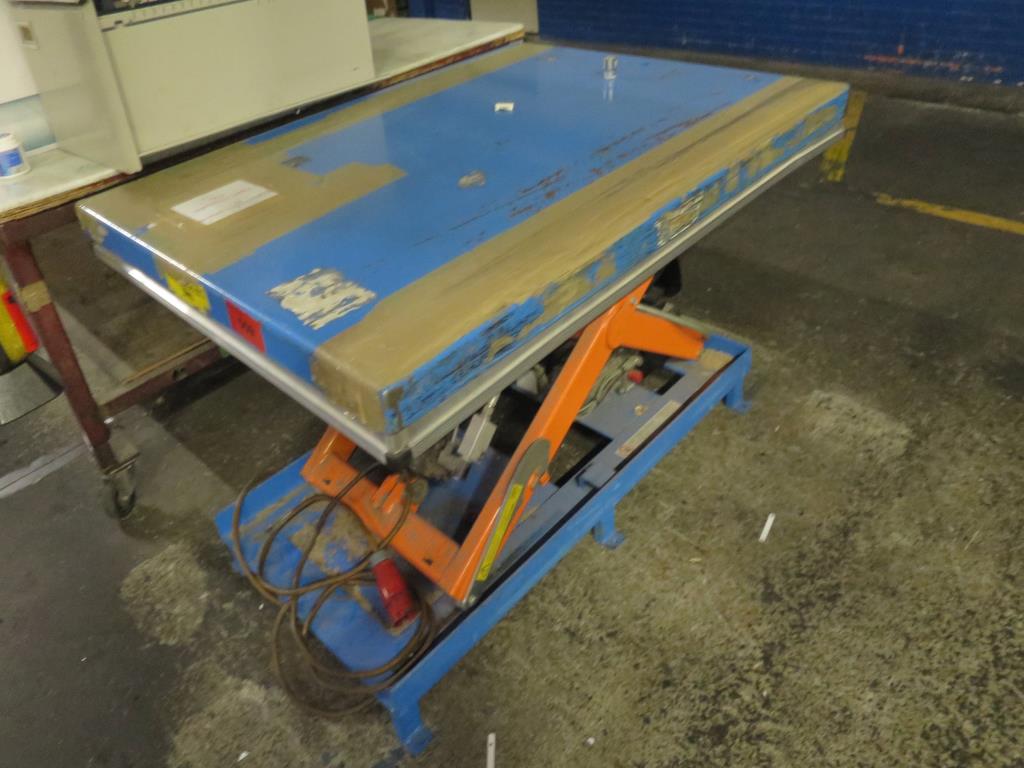 Used electr. scissor lifting table for Sale (Auction Premium) | NetBid Industrial Auctions