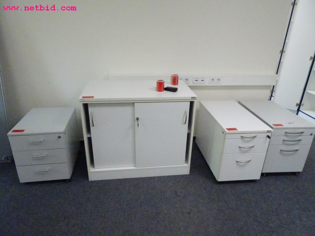 Used 3 Desks for Sale (Auction Premium) | NetBid Industrial Auctions