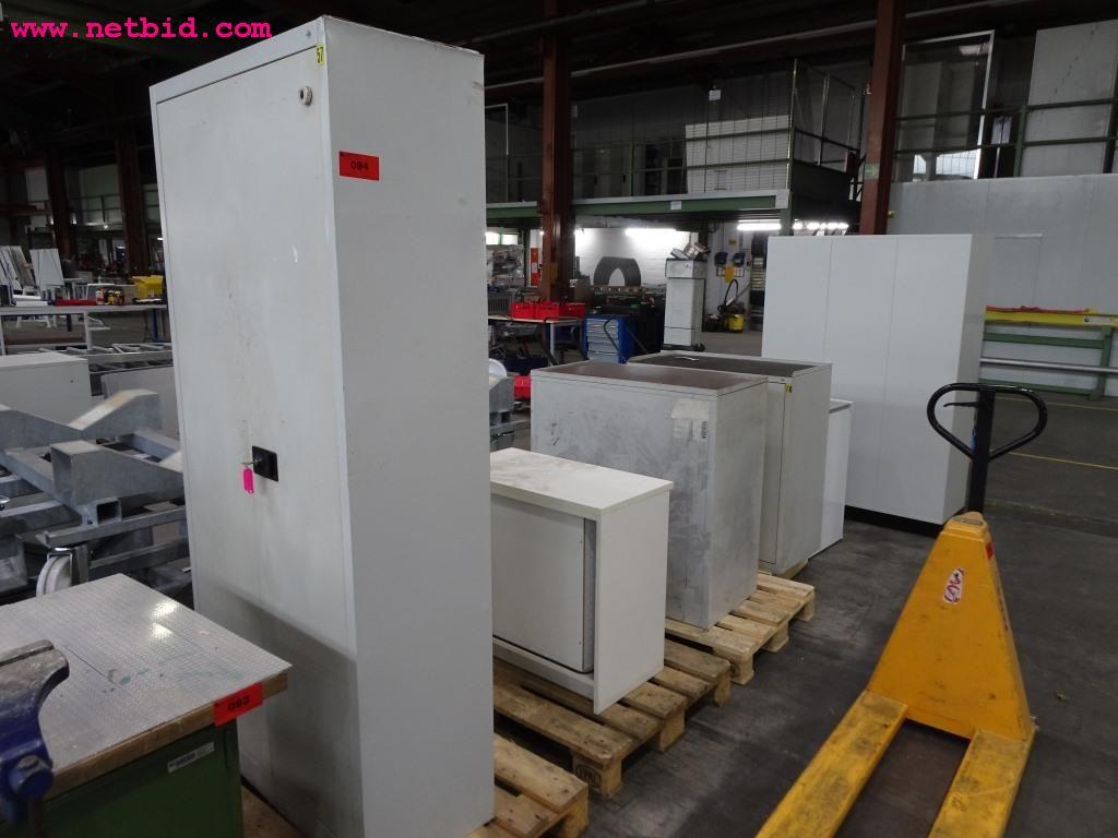 Used 3 Sheet metal cabinets for Sale (Auction Premium) | NetBid Industrial Auctions