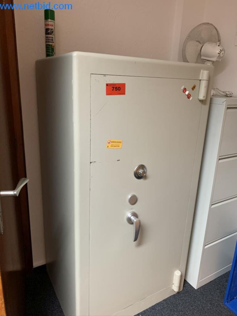 Used Safe for Sale (Auction Premium) | NetBid Slovenija