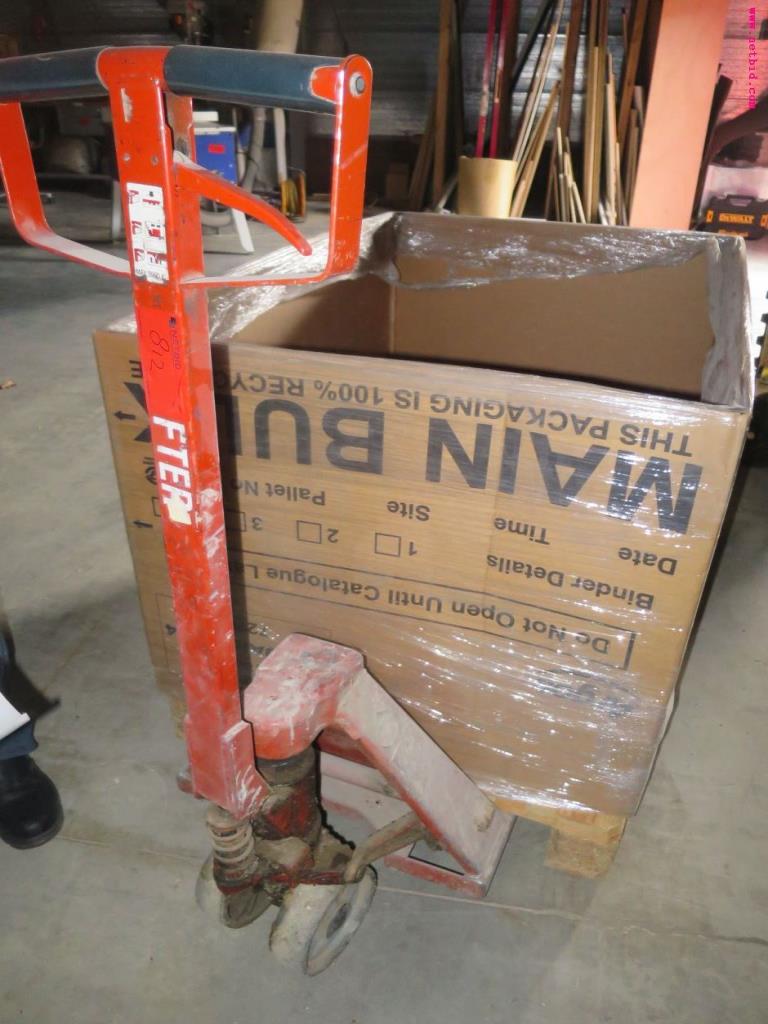 Used BT hand-guided pallet lift truck for Sale (Auction Premium) | NetBid Industrial Auctions