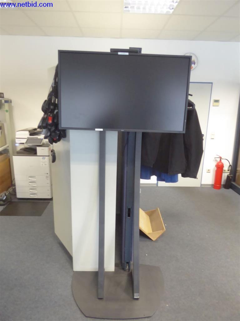 Used NEC P401 Flat screen TV for Sale (Auction Premium) | NetBid Industrial Auctions