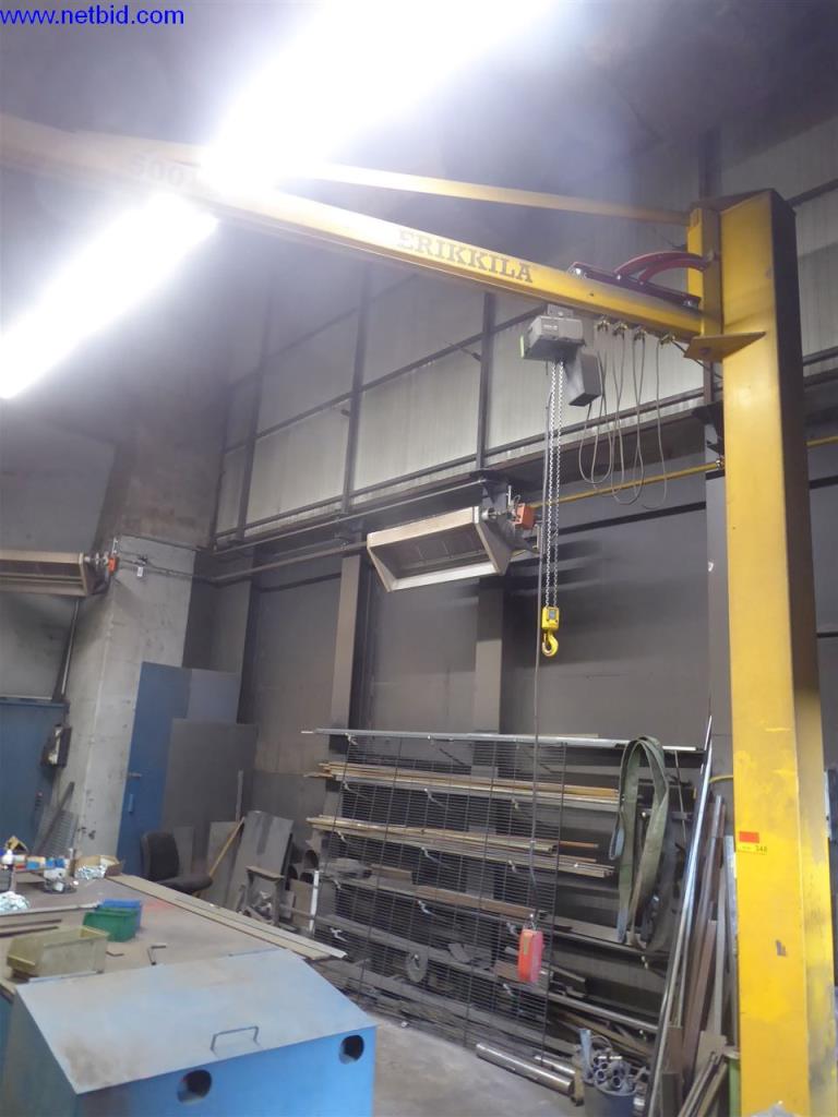 Used Erikkila Column-mounted slewing crane (348) for Sale (Online Auction) | NetBid Industrial Auctions