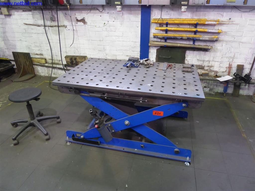 Used Welding workplace for Sale (Online Auction) | NetBid Industrial Auctions