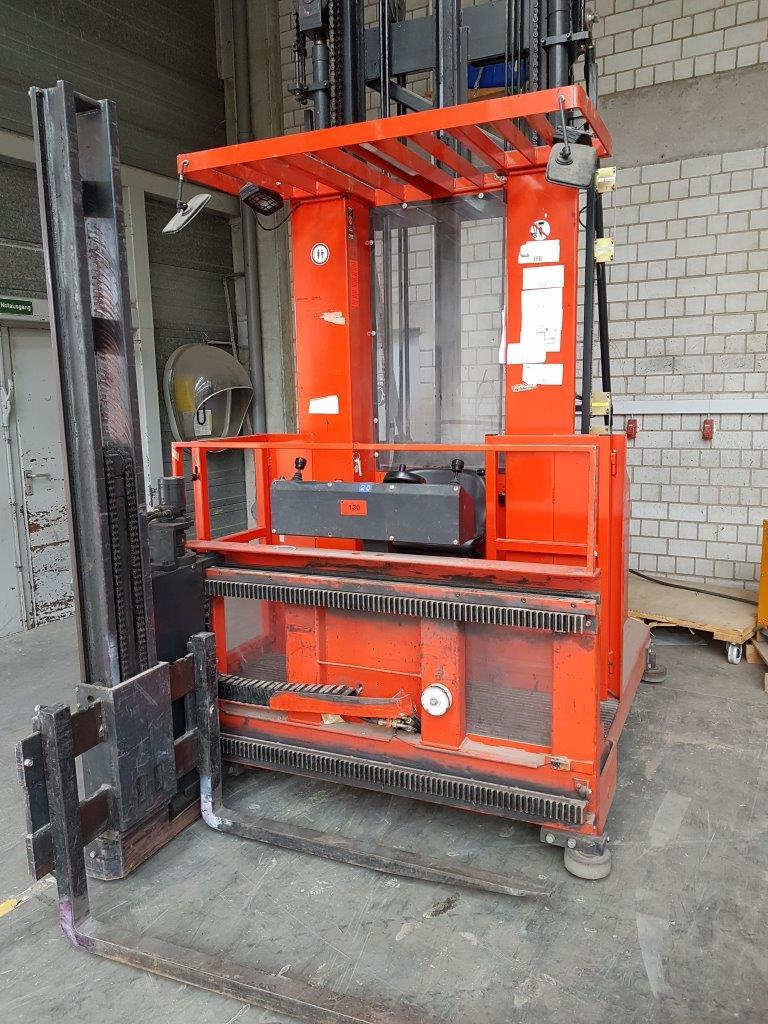 Linde R12CS-11 Kommissionierstapler - spätere Freigabe 28.05.2020 - Zuschlag unter Vorbehalt gebraucht kaufen (Online Auction) | NetBid Industrie-Auktionen