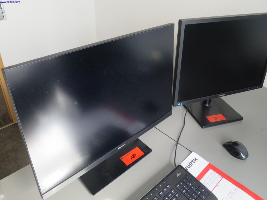 Used Fujitsu Celsius  RAČUNALNIK for Sale (Auction Premium) | NetBid Slovenija