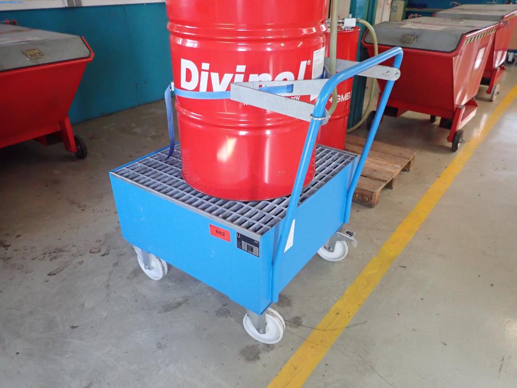 Used 1  Oil drip tray for Sale (Auction Premium) | NetBid Industrial Auctions
