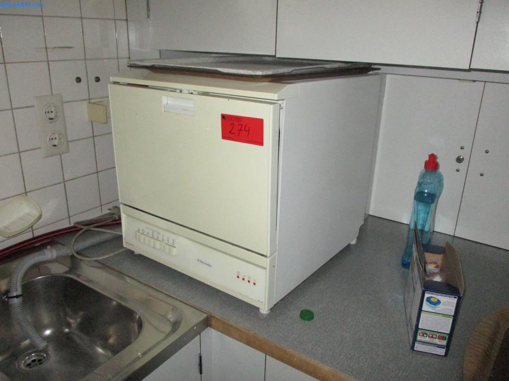 Used Elektrolux ESF222 Compact dishwasher for Sale (Auction Premium) | NetBid Industrial Auctions