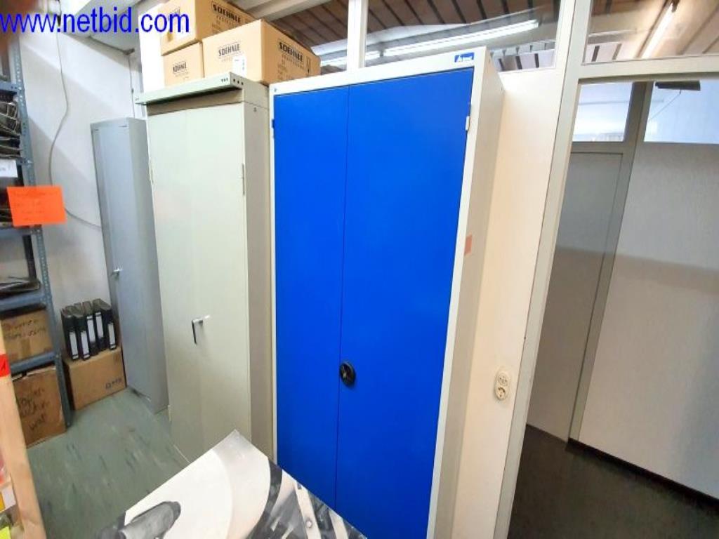 Used 3 Metal cabinets for Sale (Auction Premium) | NetBid Industrial Auctions