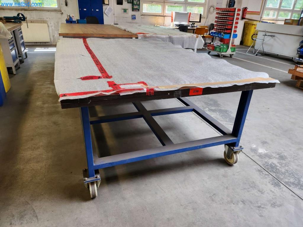 Mobiele werktafel gebruikt kopen (Auction Premium) | NetBid industriële Veilingen