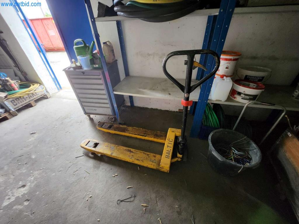 Used Pallet truck for Sale (Auction Premium) | NetBid Industrial Auctions