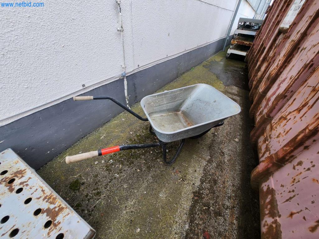 Used Wheelbarrow for Sale (Auction Premium) | NetBid Industrial Auctions