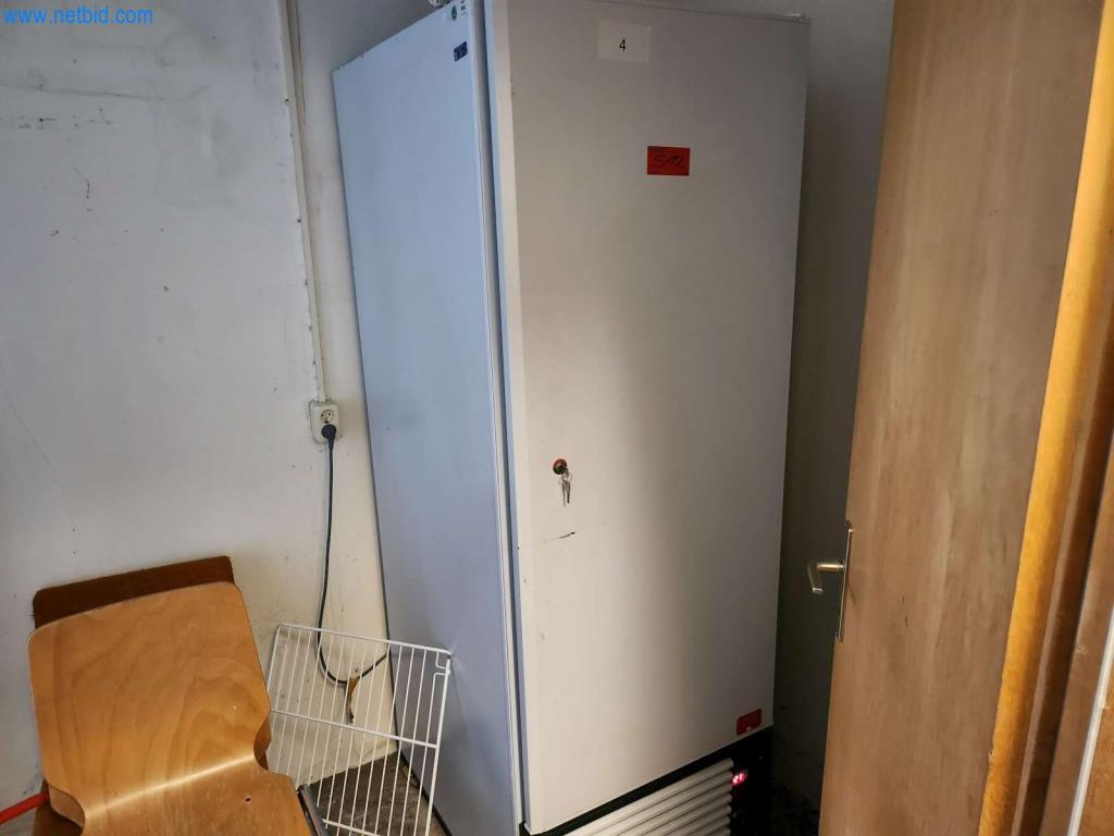 Used Carrier Freezer for Sale (Auction Premium) | NetBid Industrial Auctions