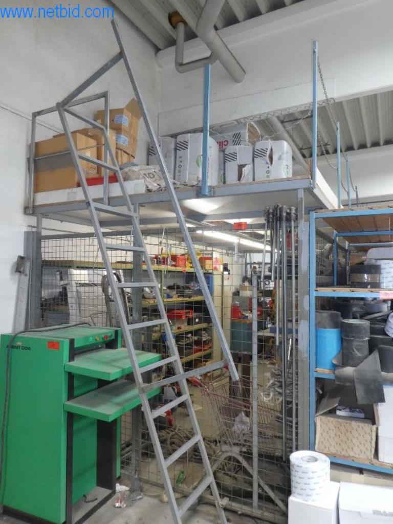 Used Shelf stage for Sale (Auction Premium) | NetBid Industrial Auctions