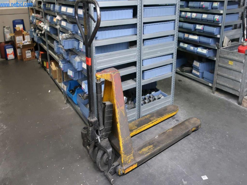 Used Lifter HX10M 540 scissor lift truck for Sale (Auction Premium) | NetBid Industrial Auctions