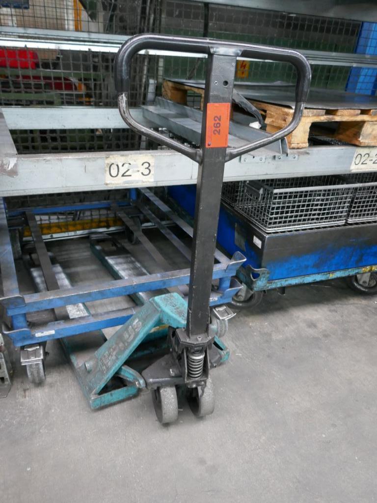 Used Pallet truck for Sale (Auction Premium) | NetBid Industrial Auctions