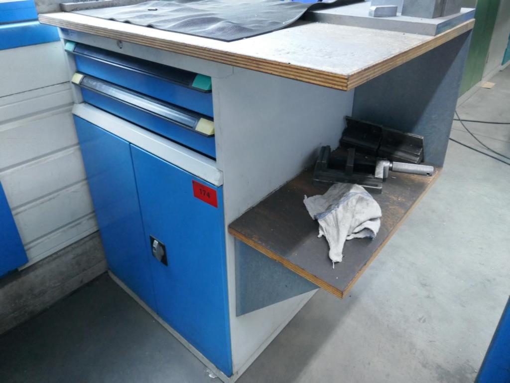 Used Tool cabinet / sideboard for Sale (Trading Premium) | NetBid Industrial Auctions