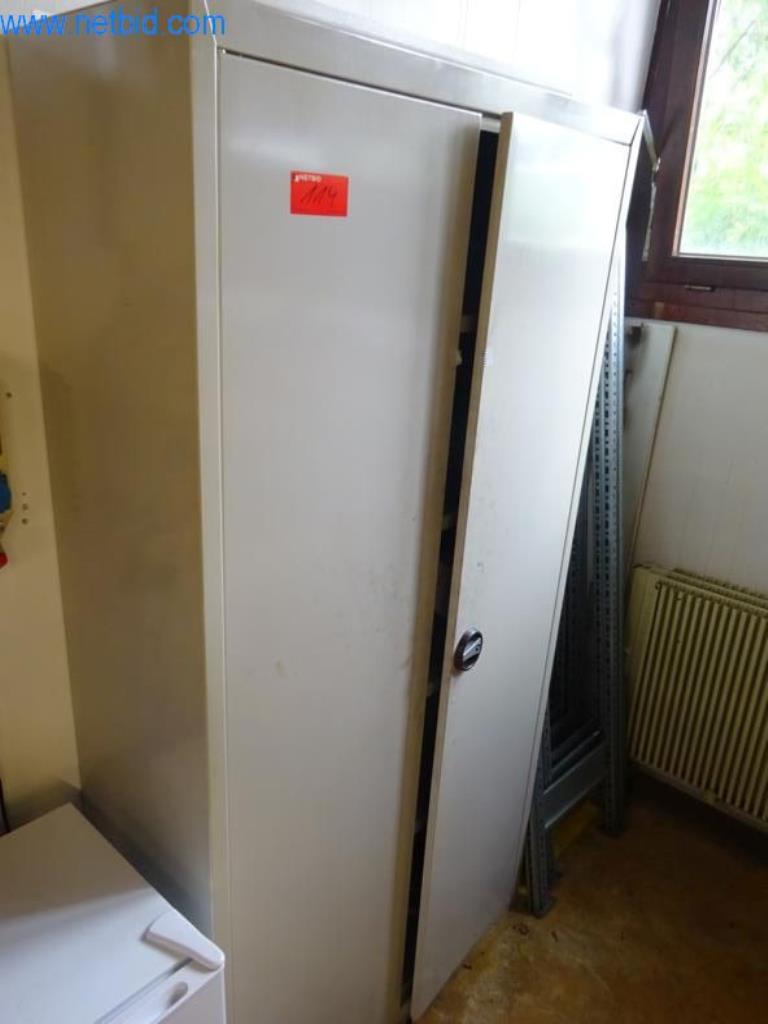 Used Tin Cupboard for Sale (Auction Premium) | NetBid Industrial Auctions