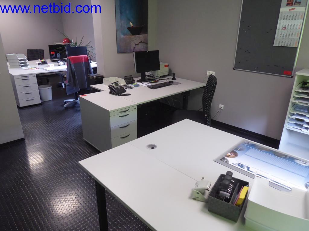 Used 2 Desks for Sale (Online Auction) | NetBid Industrial Auctions