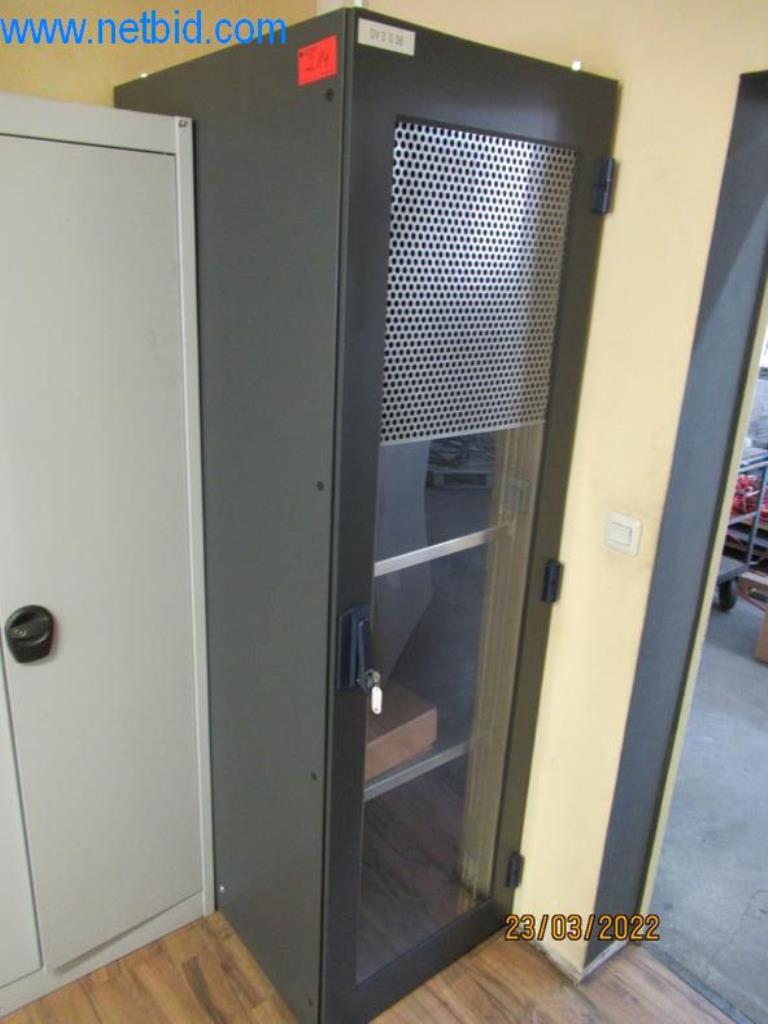 19"-Serverschrank gebraucht kaufen (Auction Premium) | NetBid Industrie-Auktionen