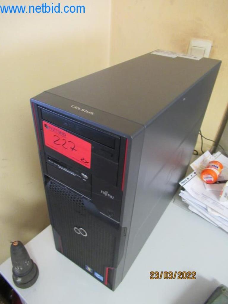 Fujitsu 2 PC gebraucht kaufen (Auction Premium) | NetBid Industrie-Auktionen