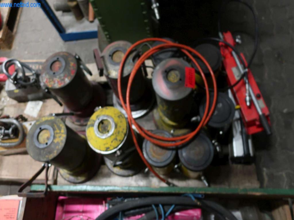 10 Hydraulic cylinder gebruikt kopen (Online Auction) | NetBid industriële Veilingen