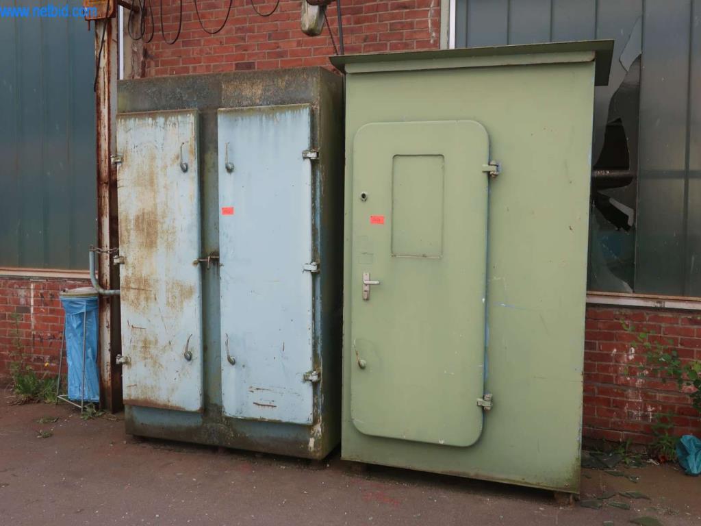 Used 2 Metal transport container for Sale (Auction Premium) | NetBid Industrial Auctions