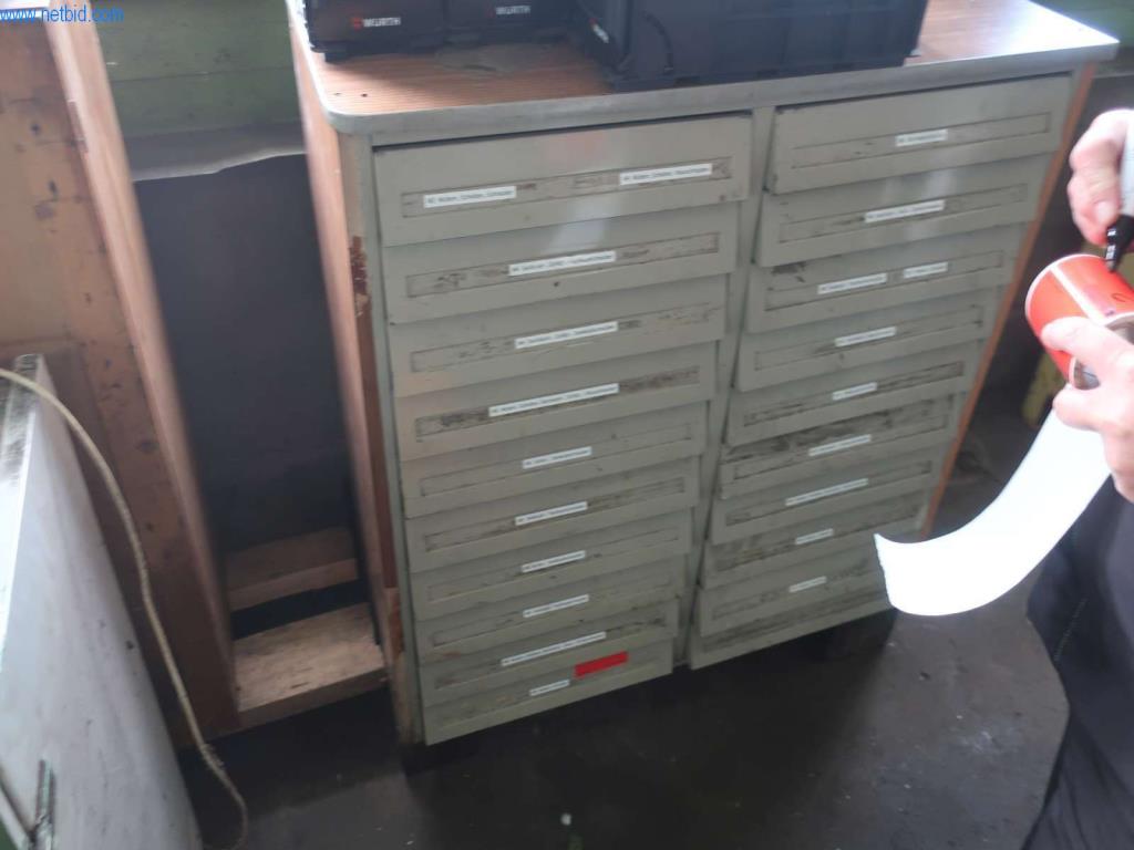 Used Workshop cabinet - later release for Sale (Auction Premium) | NetBid Slovenija