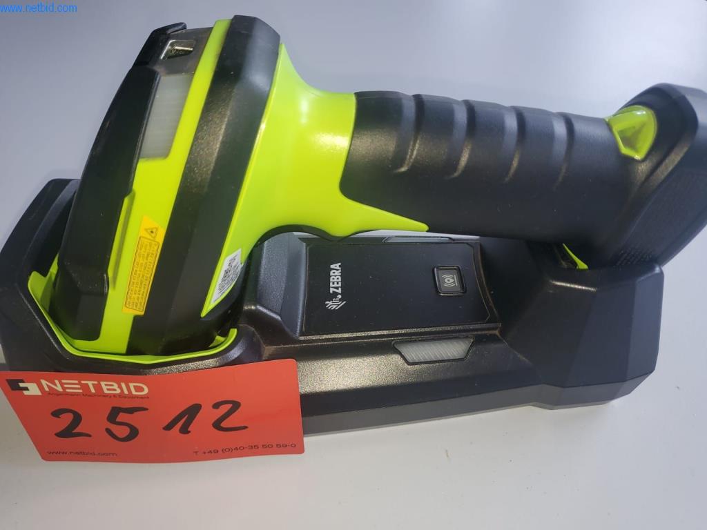 Used Zebra Hand-held scanner w. charging station for Sale (Auction Premium) | NetBid Slovenija