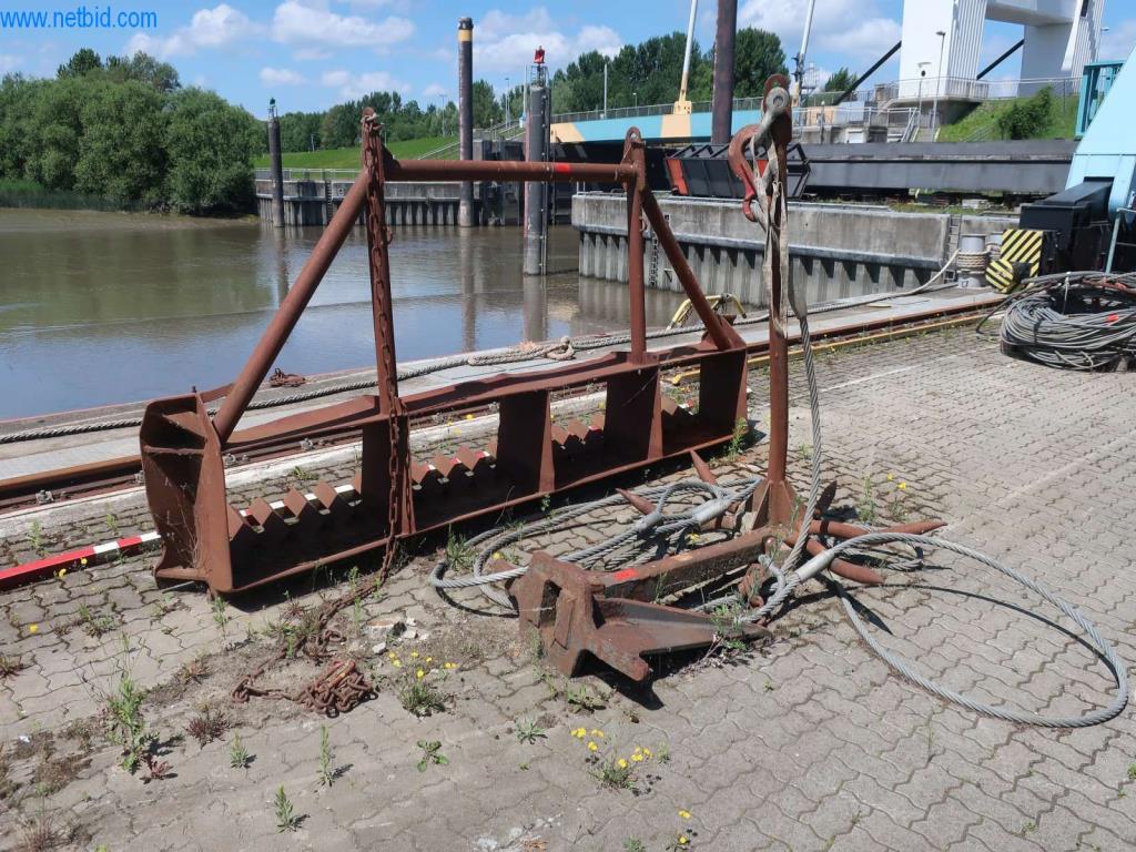 Used 3 Anchor for Sale (Auction Premium) | NetBid Slovenija