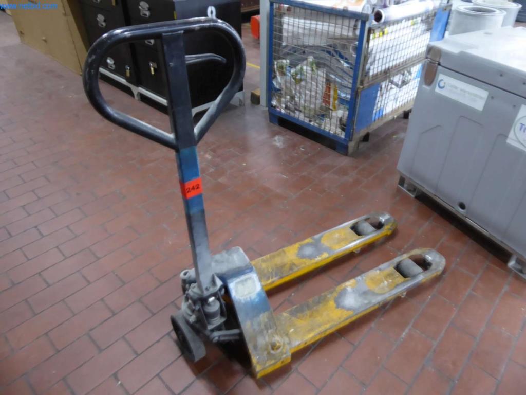 Used Pallet truck for Sale (Auction Premium) | NetBid Industrial Auctions