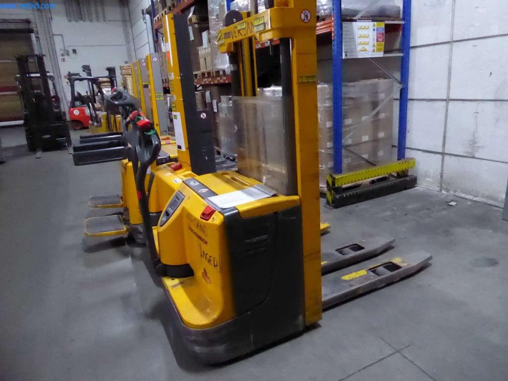 Used Jungheinrich Ameise Electric high lift truck (6) for Sale (Auction Premium) | NetBid Industrial Auctions