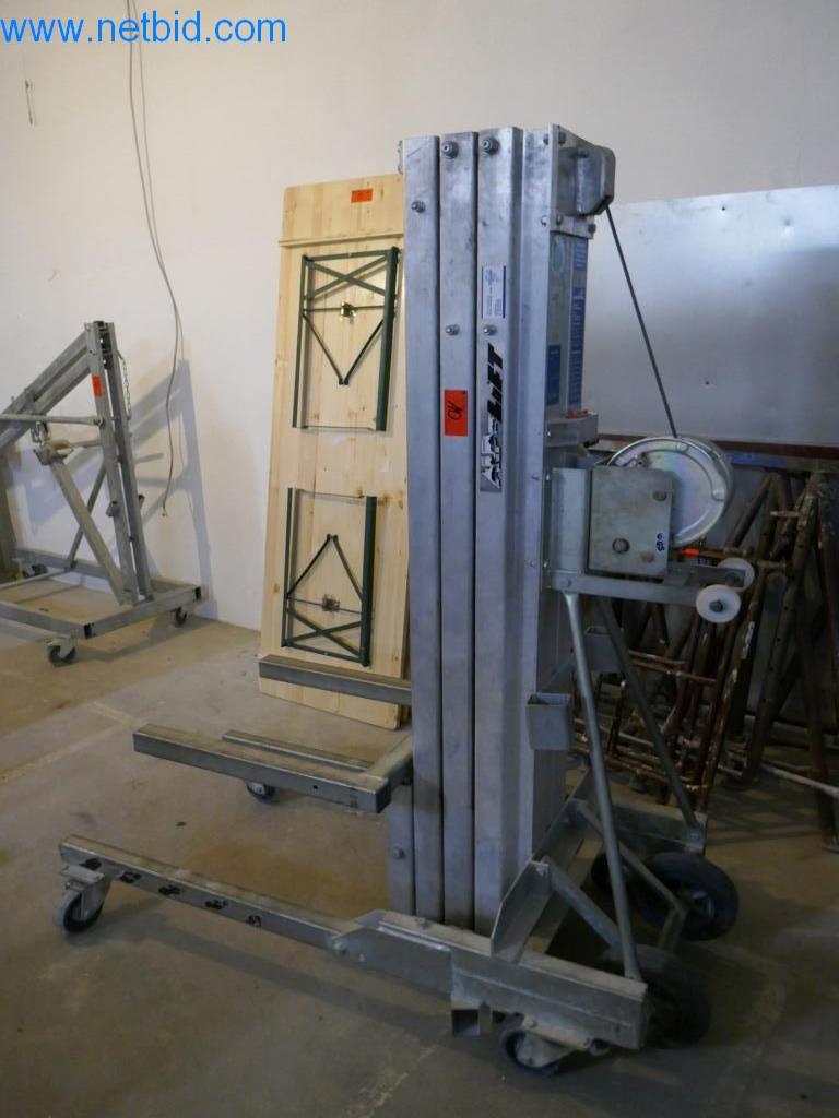 Used Böcker LMX 500 manual lift for Sale (Auction Premium) | NetBid Industrial Auctions