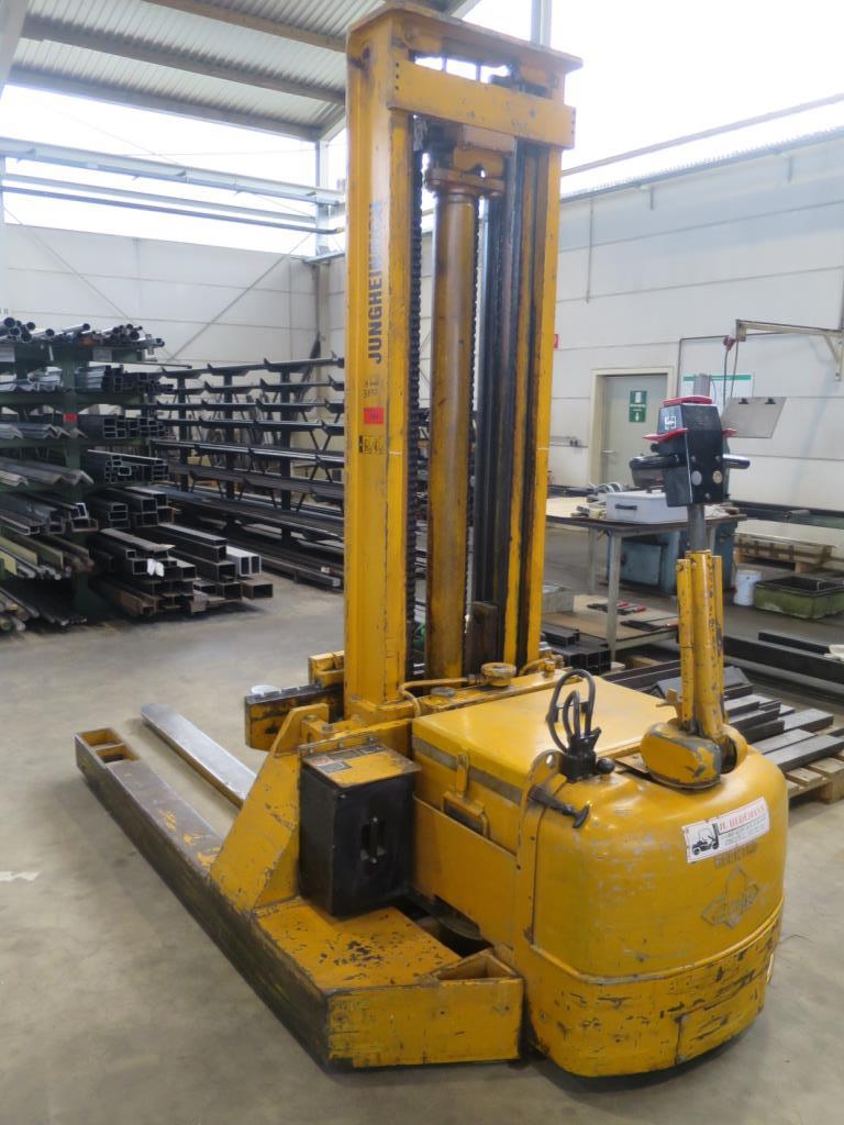 Used Jungheinrich EDB 35 G 170-380 T Electric pedestrian stacker - later release from 31.10.2022 for Sale (Auction Premium) | NetBid Industrial Auctions