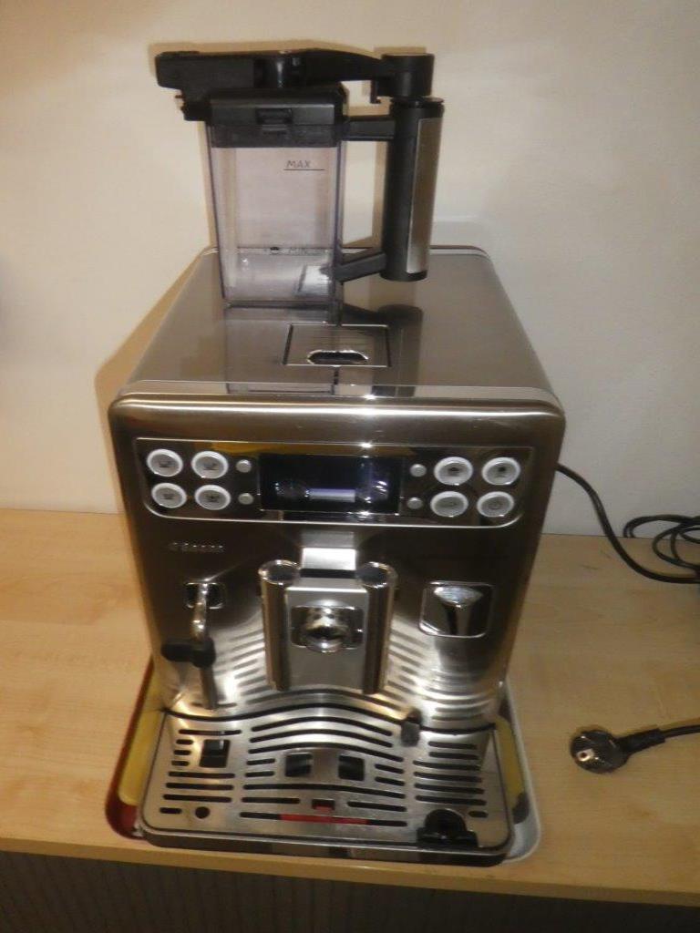 Saeco HD8857 Kaffeevollautomat gebraucht kaufen (Auction Premium) | NetBid Industrie-Auktionen