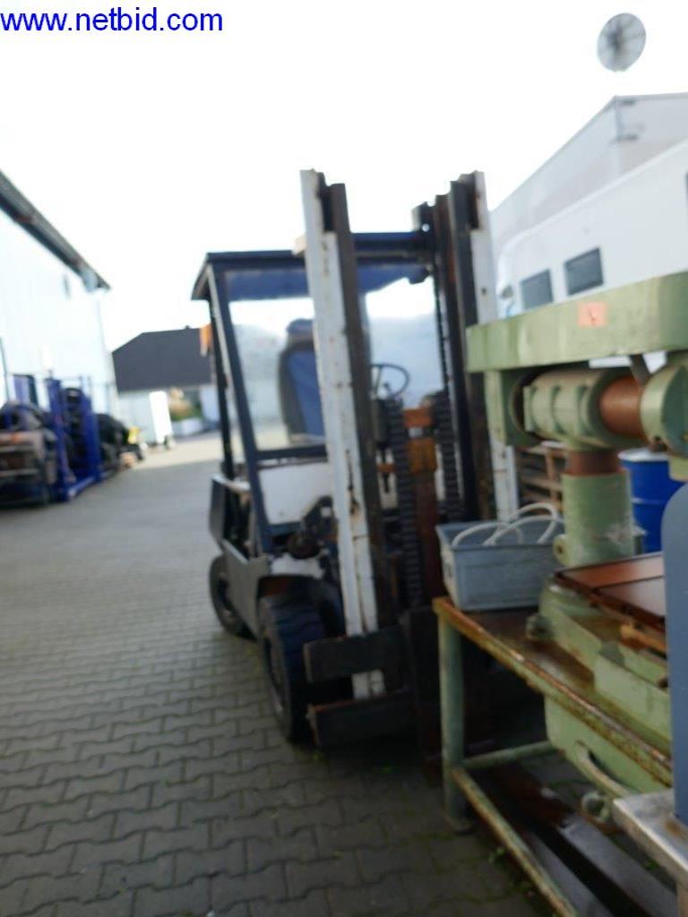 DFG25/4803 Dieselstapler gebraucht kaufen (Auction Premium) | NetBid Industrie-Auktionen