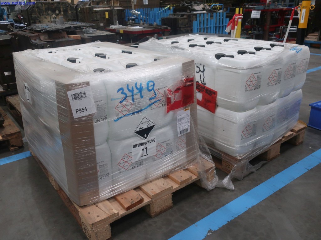 Used REININGHAUS 1200 l Acetic acid 25% for Sale (Auction Premium) | NetBid Industrial Auctions