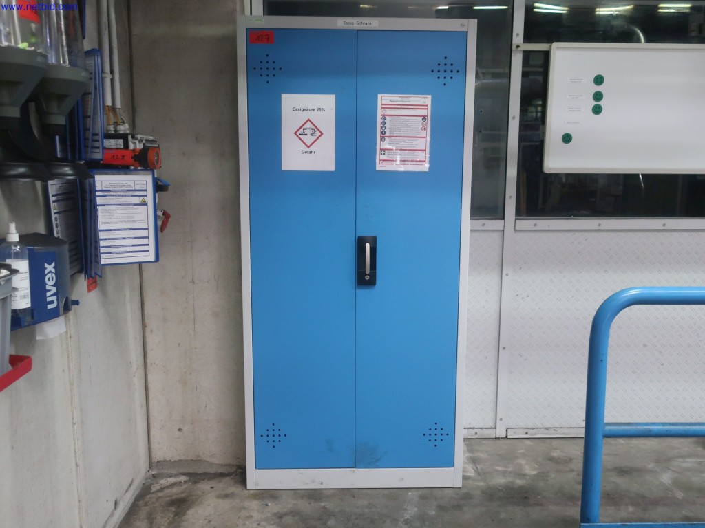 CP Steel cabinet